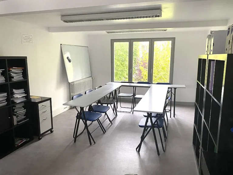 Local indépendant 904 m² ERP 5 — Lille