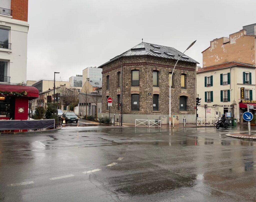 Bâtiments indépendants 431 m² — Montrouge