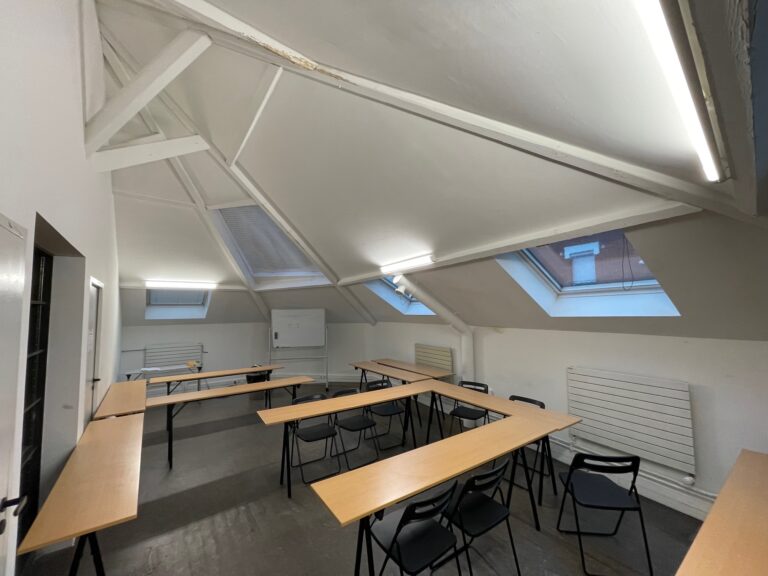 Bâtiments indépendants 431 m² — Montrouge