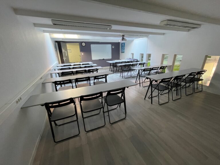 Local indépendant 904 m² ERP 5 — Lille