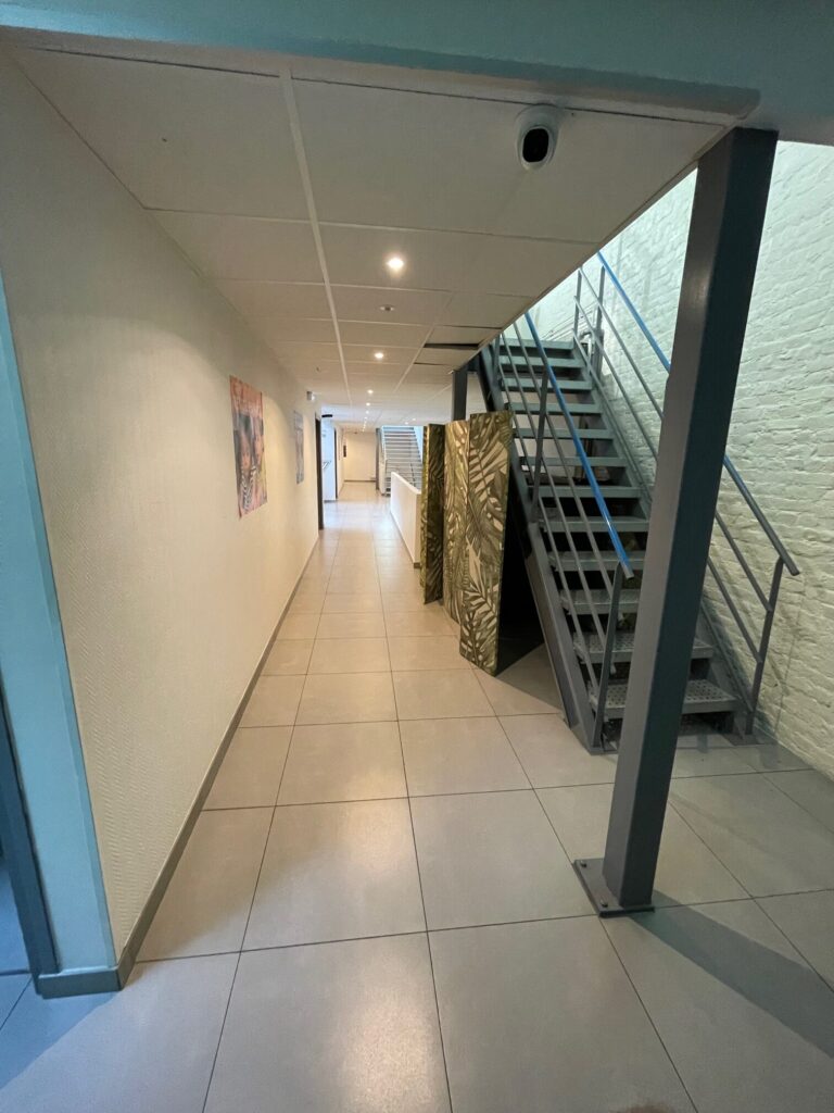 Local indépendant 904 m² ERP 5 — Lille